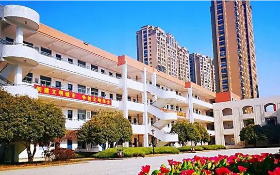 杭州市臨安區(qū)天目高級(jí)中學(xué)地址，乘車(chē)路線(xiàn)