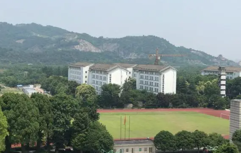 余姚市高風(fēng)中學(xué)地址，乘車路線