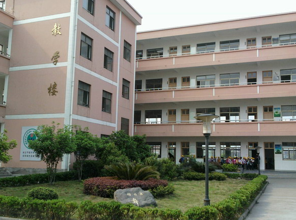 浙江省余姚市第五中學(xué)怎么樣、好不好