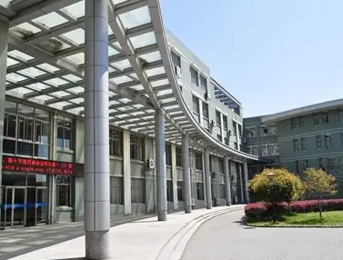 嘉興外國語學校地址，乘車路線