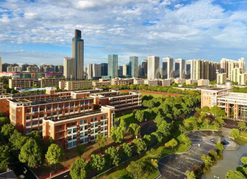嘉興市第三中學(xué)地址，乘車(chē)路線