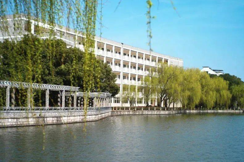 越州中學(xué)怎么樣、好不好