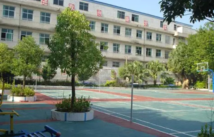 2024隆安縣中等職業(yè)技術(shù)學(xué)校招生計(jì)劃 招生人數(shù)是多少(附要求、條件、對(duì)象)