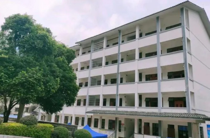 2024陽(yáng)朔縣中等職業(yè)技術(shù)學(xué)校多少錢 陽(yáng)朔縣中等職業(yè)技術(shù)學(xué)校各專業(yè)學(xué)費(fèi)收費(fèi)標(biāo)準(zhǔn)