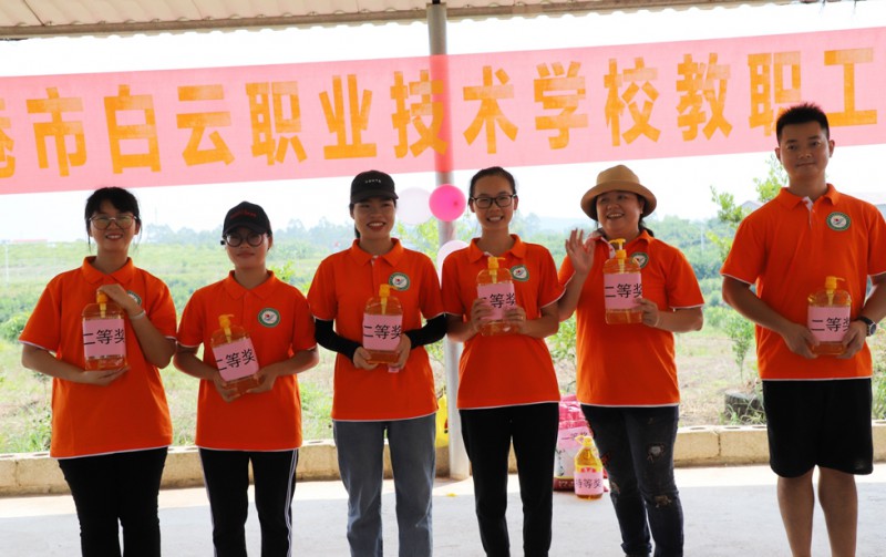 2024貴港市白云職業(yè)技術(shù)學(xué)校招生計劃 招生人數(shù)是多少(附要求、條件、對象)
