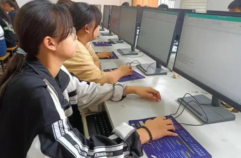 平果市職業(yè)教育中心怎么樣、好不好