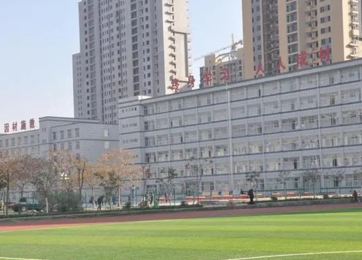 2023滕州實(shí)驗(yàn)高中錄取分?jǐn)?shù)線(2024年參考)