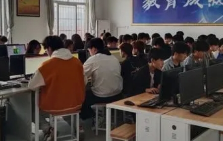 讀中專學校讀什么專業(yè)好