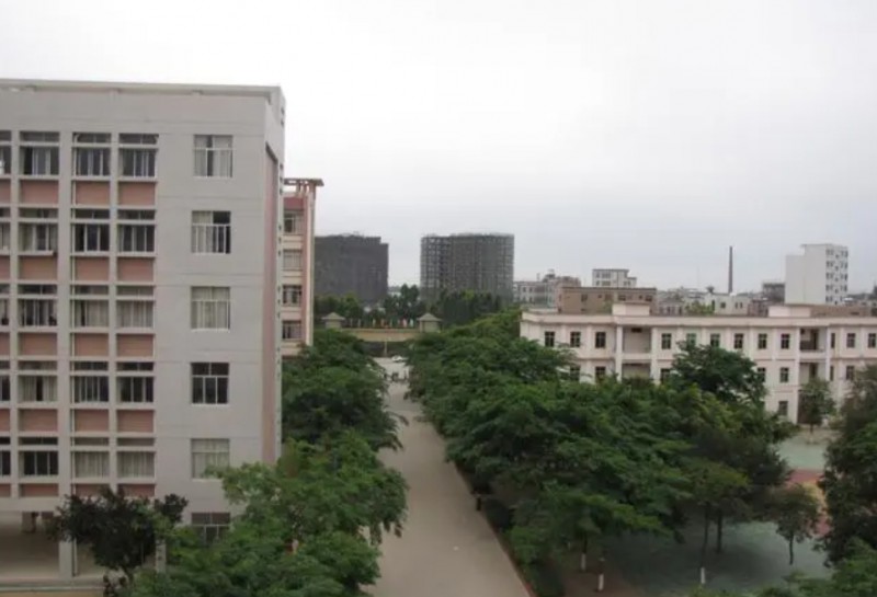 2023湛江經(jīng)濟技術(shù)開發(fā)區(qū)覺民中學(xué)錄取分?jǐn)?shù)線(2024年參考)