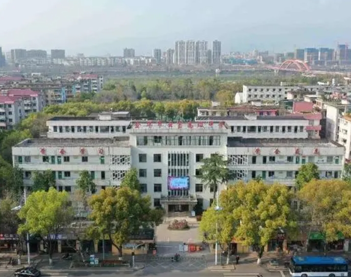 金華市云富高級(jí)中學(xué)怎么樣、好不好