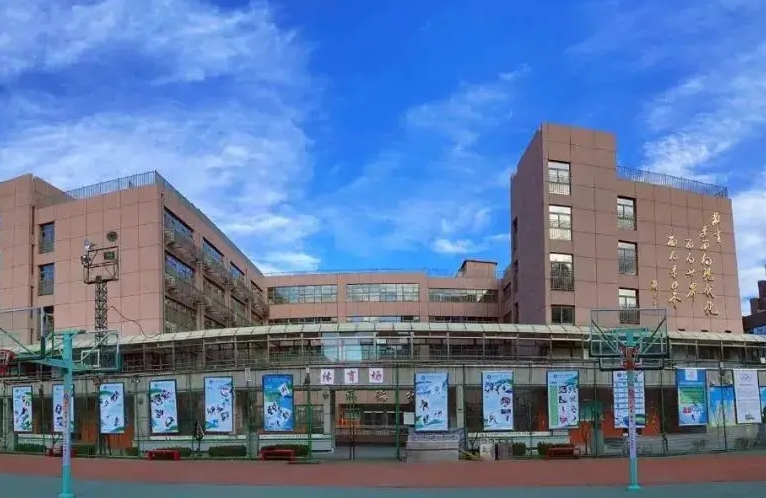 北京匯文中學(xué)地址，乘車路線