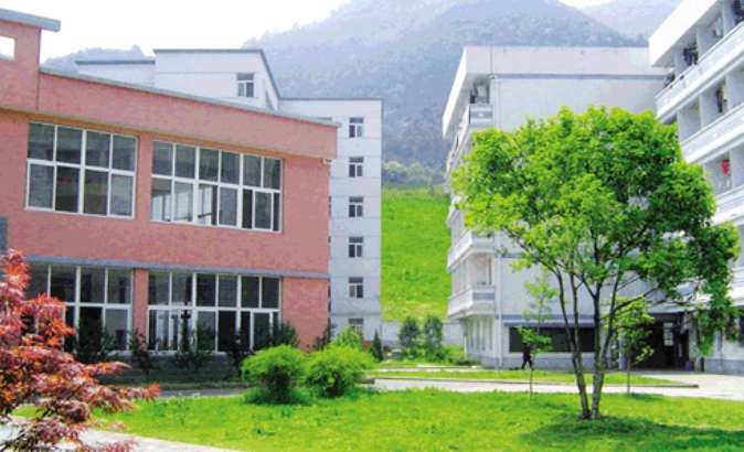 原平修遠職業(yè)高級中學怎么樣、好不好