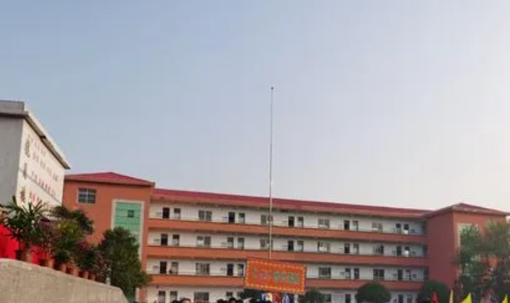 高平長(zhǎng)平中學(xué)(職高部)網(wǎng)站網(wǎng)址主頁