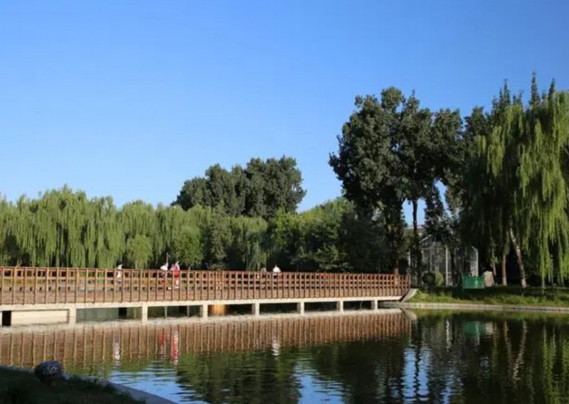 北京一零一中學(xué)地址，乘車路線