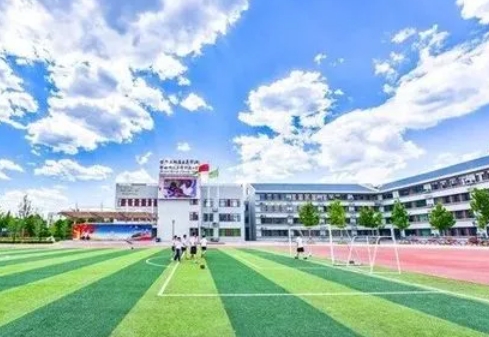 首都師范大學附屬玉泉學校地址，乘車路線