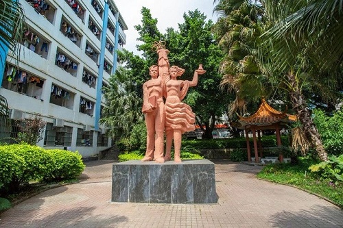 廣西2024初中畢業(yè)能不能上中專學校