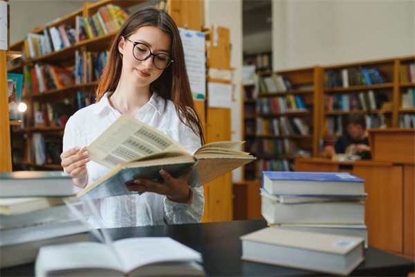湖北文理學院理工學院VS齊魯工業(yè)大學哪個實力更強？