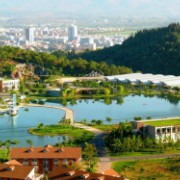 彌勒市慶來學校