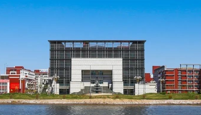 2023天津醫(yī)科大學臨床醫(yī)學院高考錄取分數(shù)線是多少（2024參考）
