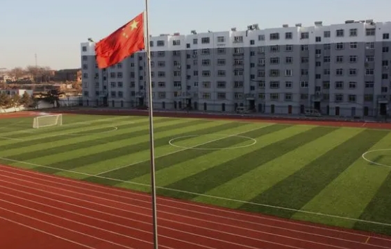 上中專學校可不可以考大學