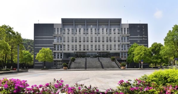 重慶城市管理職業(yè)學(xué)院評(píng)價(jià)怎么樣,學(xué)校好不好