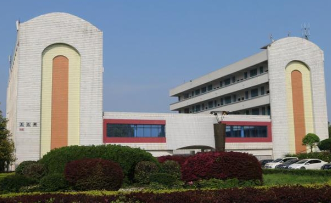 2024張家口瑤華希望中等專業(yè)學校多少錢 張家口瑤華希望中等專業(yè)學校各專業(yè)學費收費標準