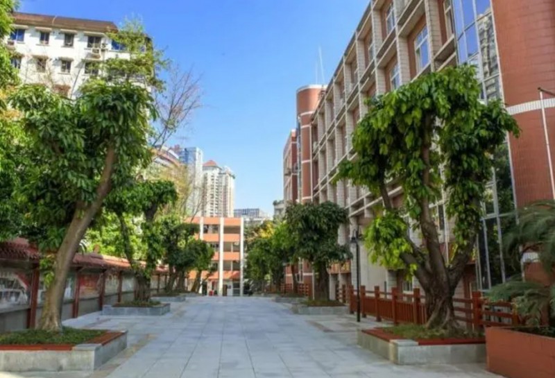 重慶市田家炳中學(xué)校怎么樣、好不好