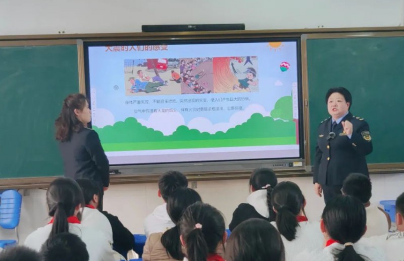 三門(mén)峽市湖濱區(qū)中等職業(yè)教育學(xué)校網(wǎng)站網(wǎng)址主頁(yè)