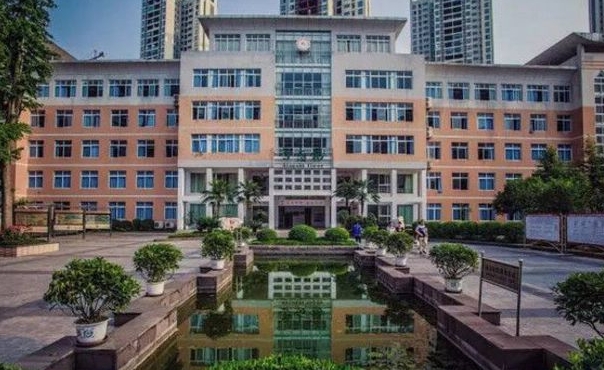 重慶市兩江中學(xué)校怎么樣、好不好