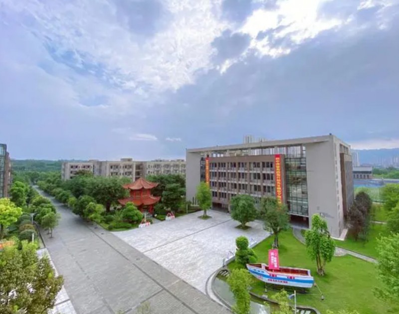 重慶市雙橋中學(xué)校怎么樣、好不好