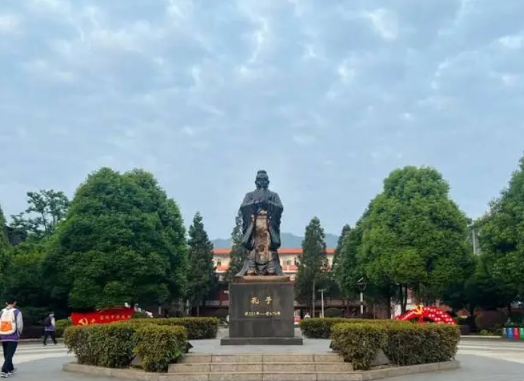 2024石家莊市礦區(qū)中學(xué)招生計(jì)劃 招生人數(shù)是多少(附要求、條件、對象)