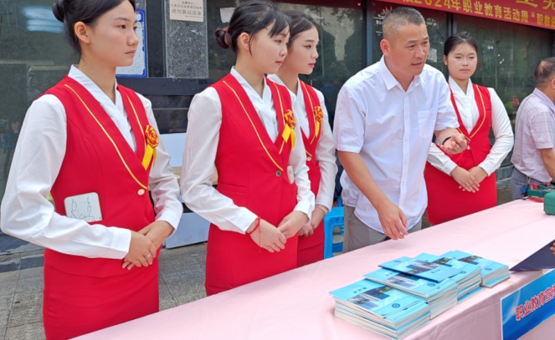 廣西2024年200分能上鐵路學(xué)校嗎
