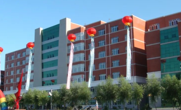 哈爾濱應(yīng)用職業(yè)技術(shù)學(xué)院藝術(shù)類學(xué)費(fèi)（2024）