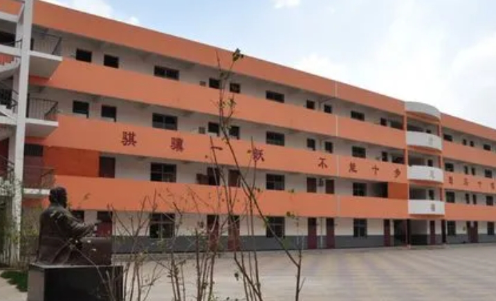 邯鄲市荀子中學(xué)地址，乘車路線