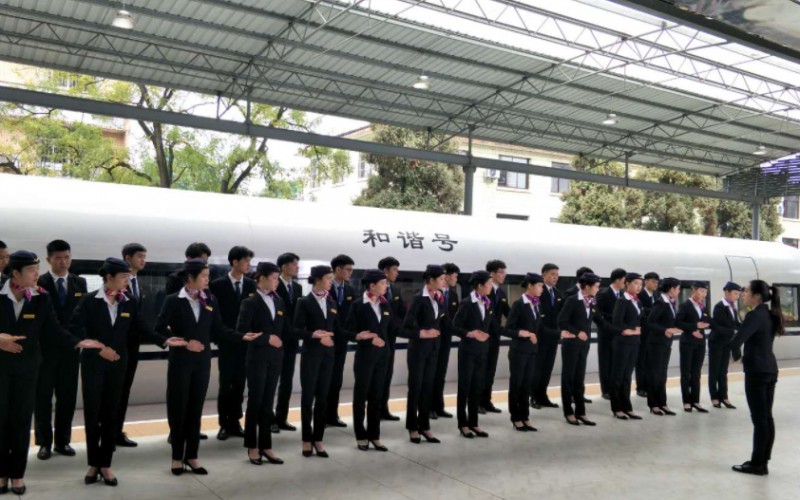 廣西2024年去讀鐵路學(xué)校學(xué)什么對(duì)以后好一點(diǎn)