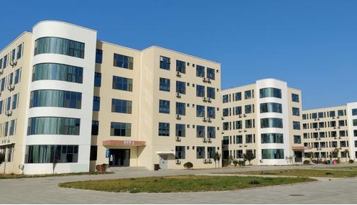 三龍育華中學(xué)怎么樣、好不好