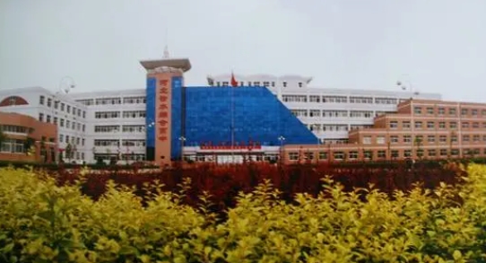 河北徐水綜合高級中學(xué)地址，乘車路線