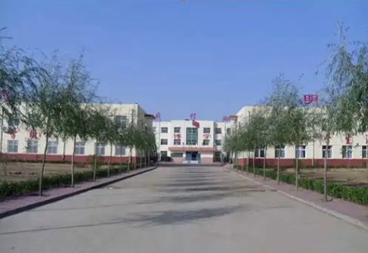 河北省博野中學(xué)地址，乘車路線