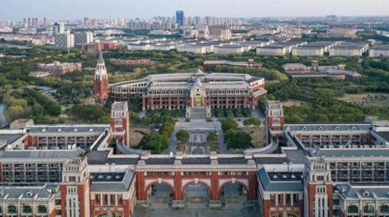 云南2025年中專鐵路學(xué)?？梢钥即髮? width=