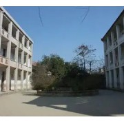 萬(wàn)安縣楓林中學(xué)