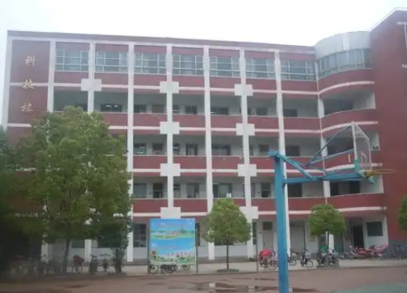 保定市物探中心學校第六分校地址，乘車路線