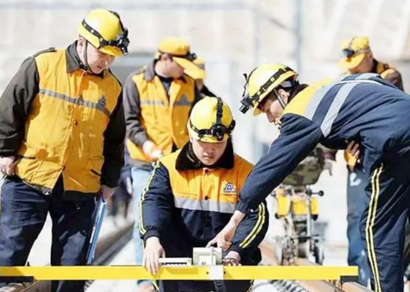 四川2025年初中生可以考什么鐵路學校