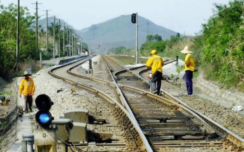 重慶2025年中專鐵路學(xué)校可以考大專嗎