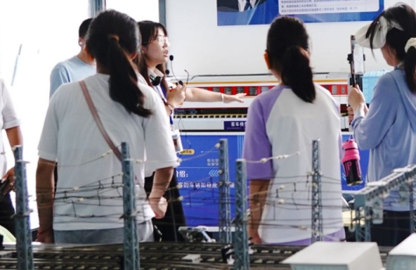 陜西2025年女生讀鐵路學校好嗎