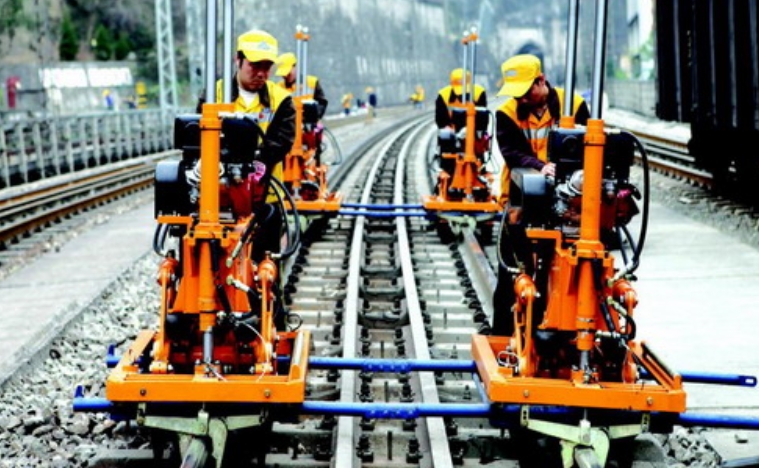 陜西2025年鐵路學校好還是大專好