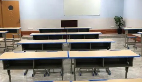 曹妃甸職教中心黨總支書記王寶元到保定技師學院交流指導
