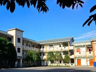 城廂中學(xué)地址，乘車路線
