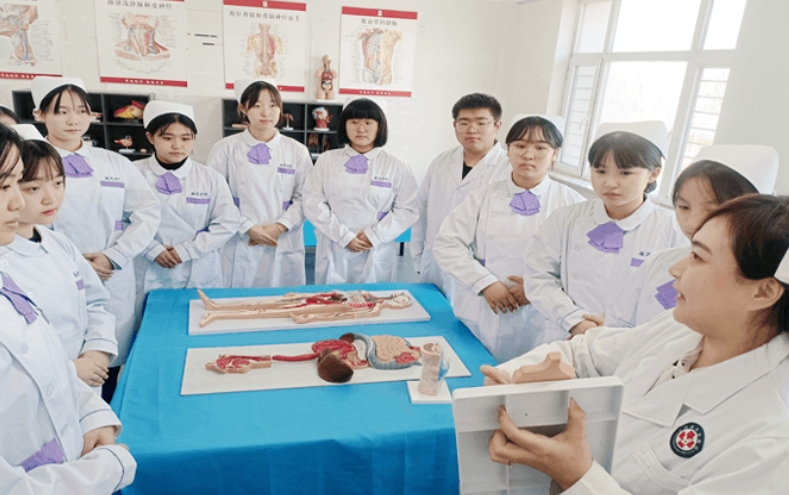 2025沈陽市凝思護(hù)理中等職業(yè)學(xué)校招生計(jì)劃 招生人數(shù)是多少(附要求、條件、對(duì)象)