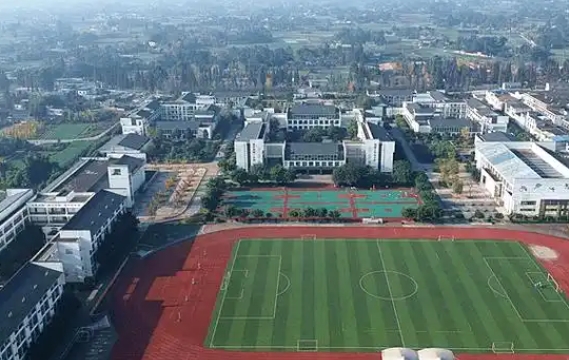 石室白馬中學(xué)怎么樣、好不好