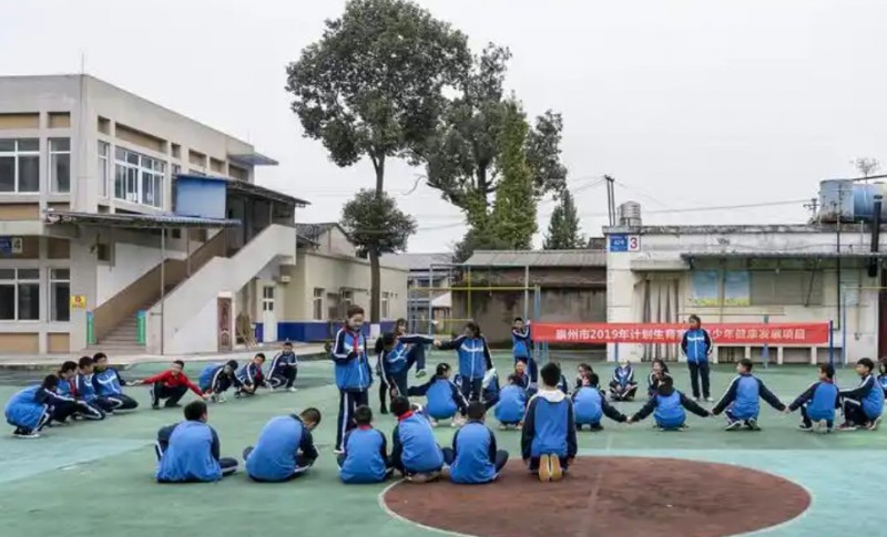 2025崇州市隆興鎮(zhèn)中學(xué)多少錢(學(xué)費(fèi)明細(xì))